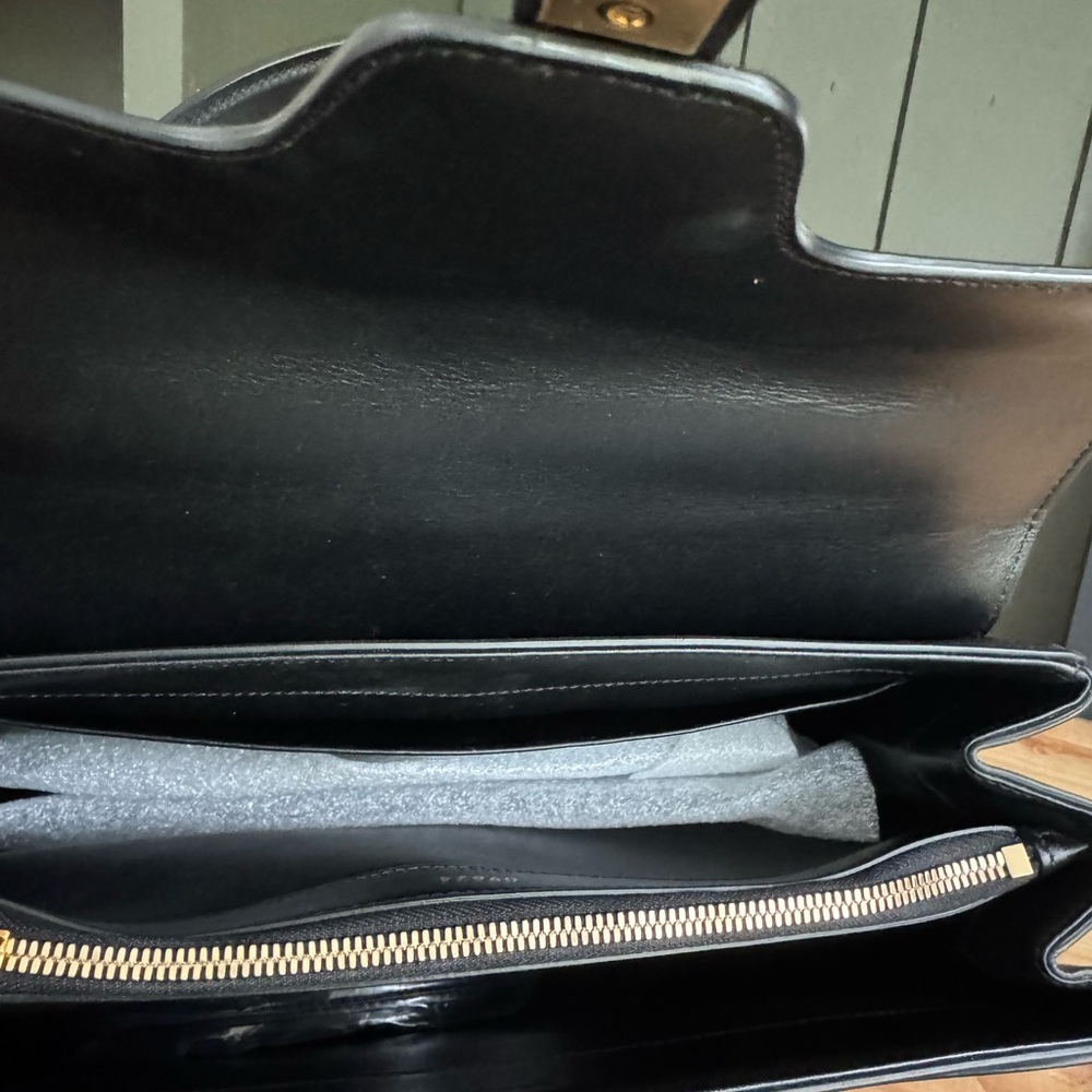Celine handbag CLASSIQUE 16 BAG IN SATINATED CALFSKIN - Picture 10 of 16